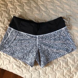 Lululemon Run Time shorts size 4